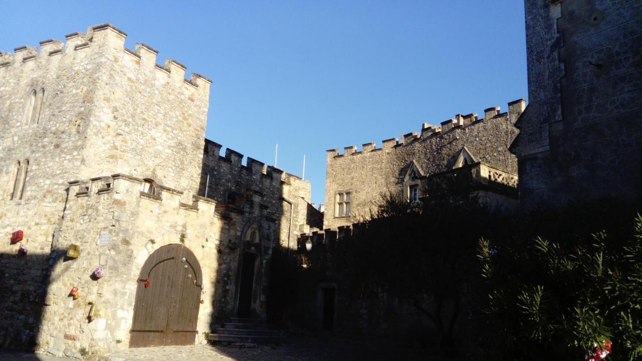 L'Oustau Bonur Bourg-Saint-Andéol Exterior foto